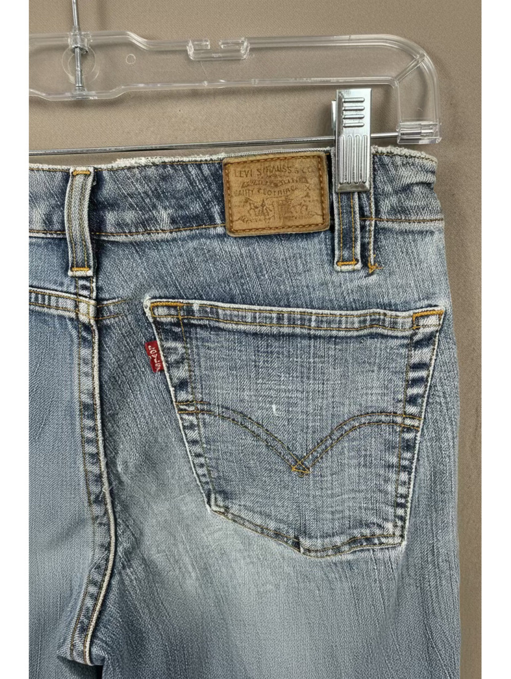 Vintage-Inspired Levi’s Low-Rise Flare Denim Jeans